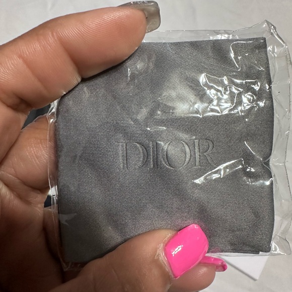 Christian Dior Women's Pink Sunglasses - Picture 10 of 10